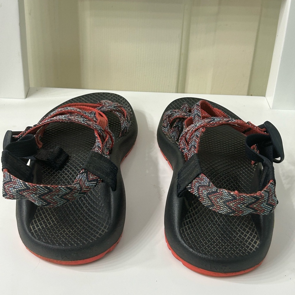 Chaco Women’s Size 7 Strappy Sport Sandals - Picture 4 of 9
